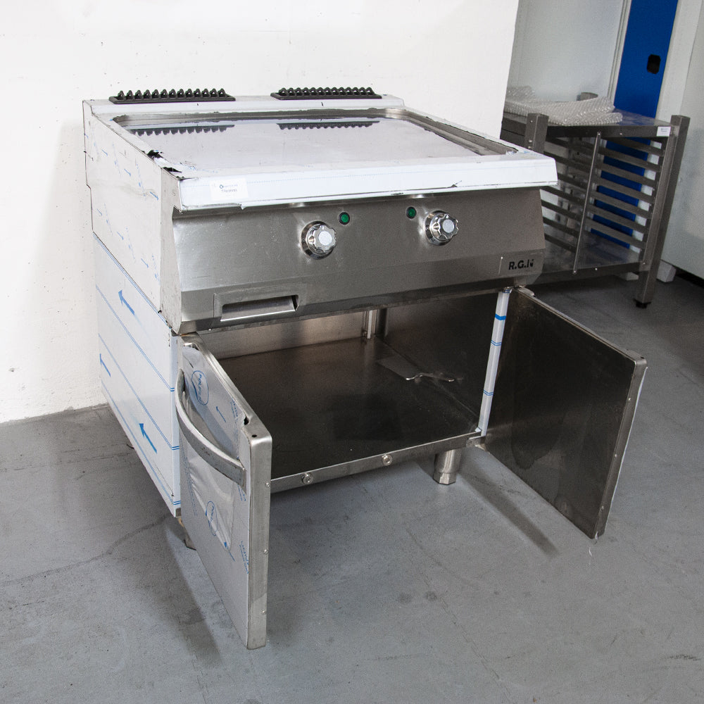 Plancha lisse sur soubassement neutre 2 portes - Oztiryakiler OG28070C