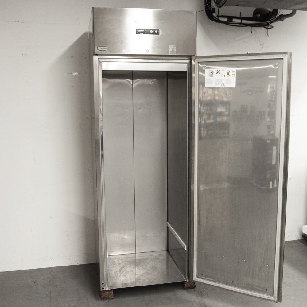 Armoire réfrigérée 0°C à +10°C à chariot 750L - Electrolux RI751FD