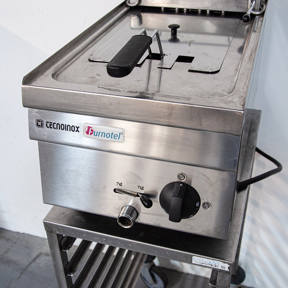 Friteuse avec cuve de 8 litres à poser - Tecnoinox FR35E/6/0