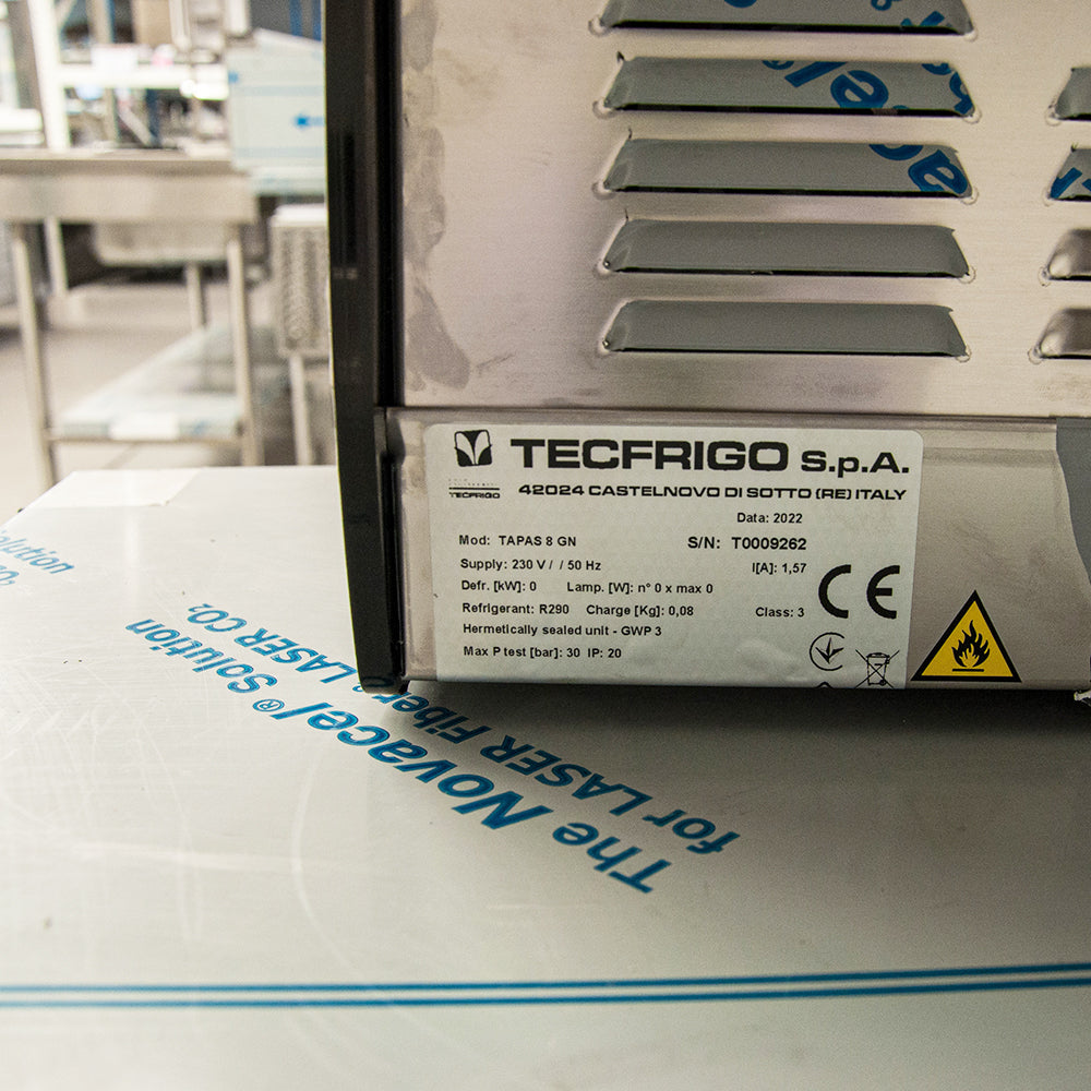 Vitrine réfrigérée noire 8 GN 1/3 - Coldmaster Tapas 8 GN