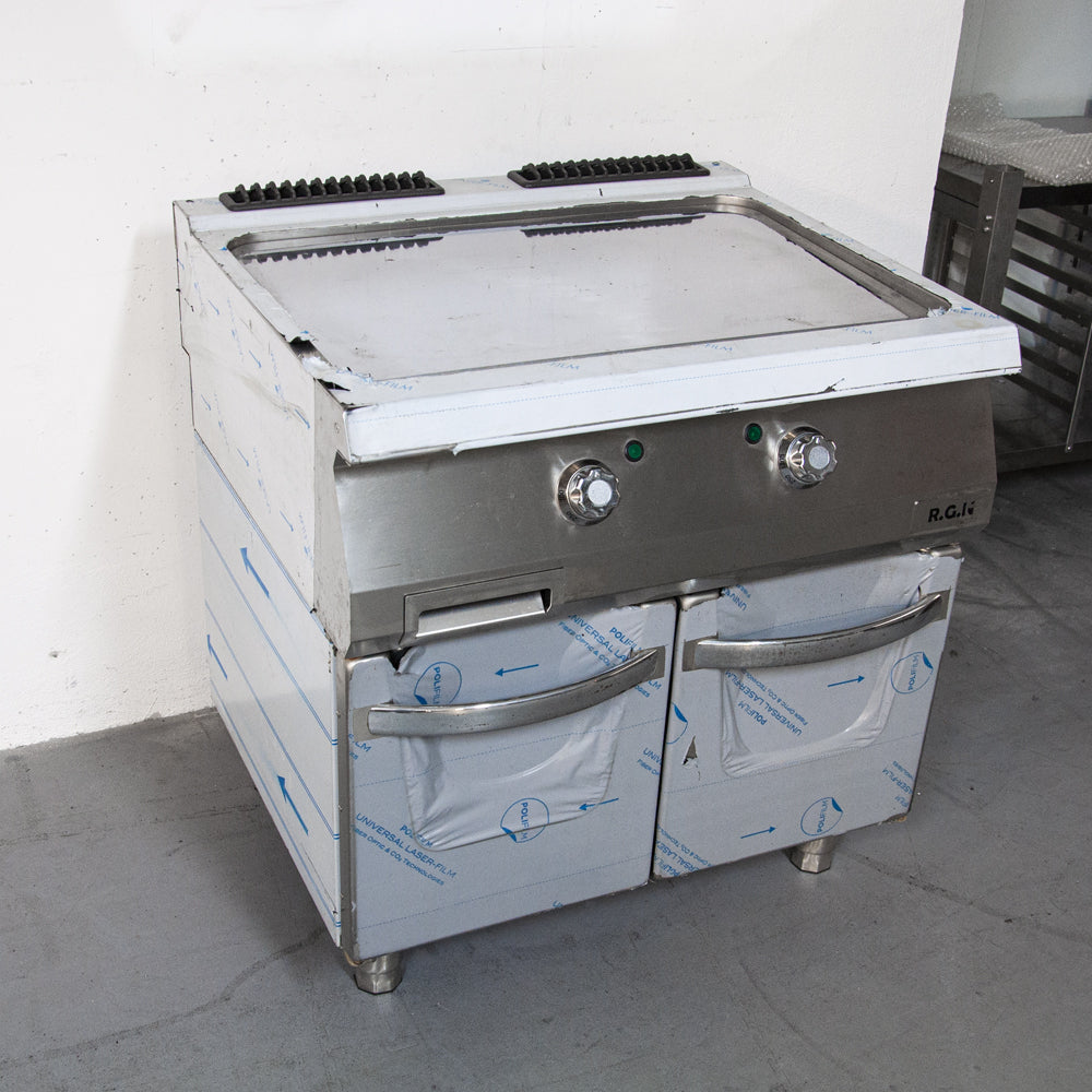 Plancha lisse sur soubassement neutre 2 portes - Oztiryakiler OG28070C