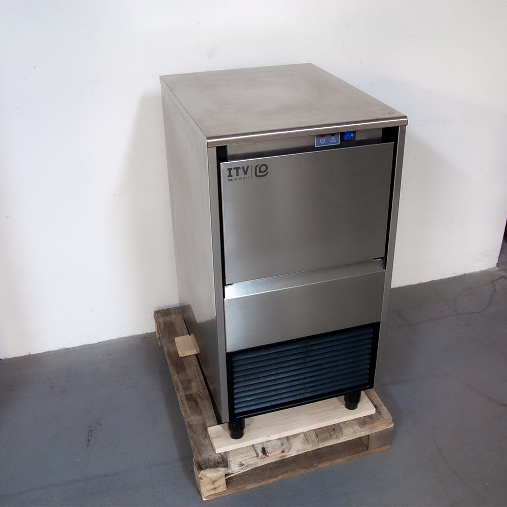 Machine à glace en grains 94 kg / 24 h - ITV Ice Makers ICE QUEEN IQ90C A