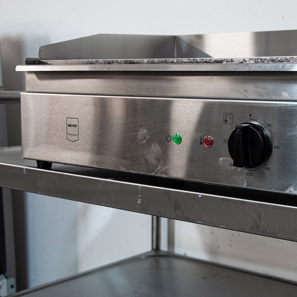 Plancha électrique lisse 1 zone 2,4kW - 550 x 417 x 240 mm - 0261 - Metro GEG2101